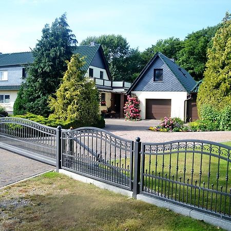 Ferienwohnung 2 Bei Familie Saupe Schaprode Eksteriør billede