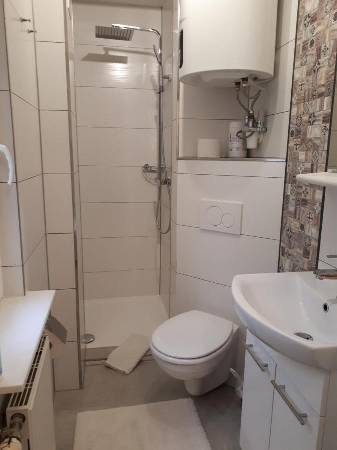 Ferienwohnung 2 Bei Familie Saupe Schaprode Eksteriør billede